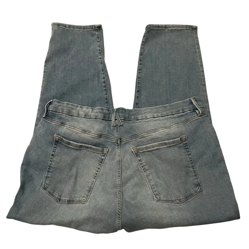 Good American Always Fits Good Classic Slim Straight Jeans, Sz 20-26 - Picture 8 of 16